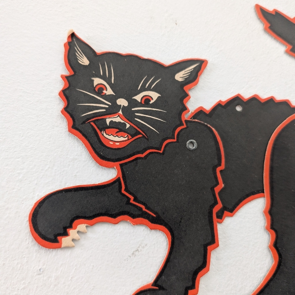 Vintage 1930s–40s Articulated Halloween Black Cat Decorations 5 Beistle Style - Picture 3 of 8
